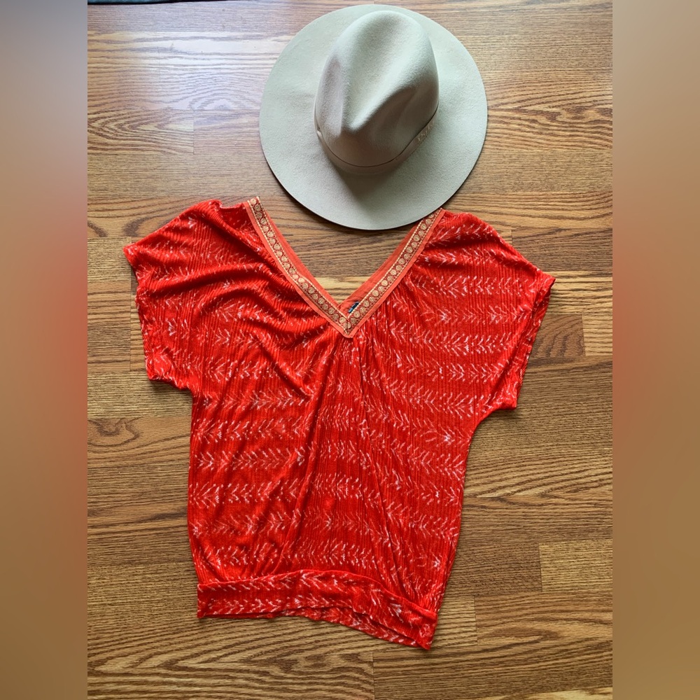 Free People Red Women’s Blouse. Y2K, Boho Chic, Vintage. Size Small